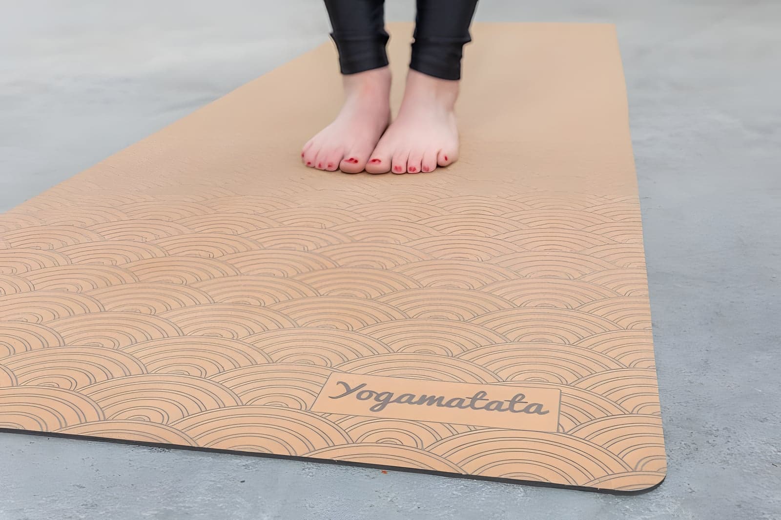 Le tapis de yoga en caoutchouc naturel : confortable et professionnel !