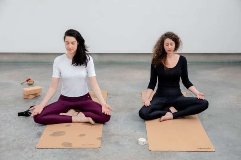 Ondine Martinez et Johanna Stauffer, fondatrices de Yogamatata