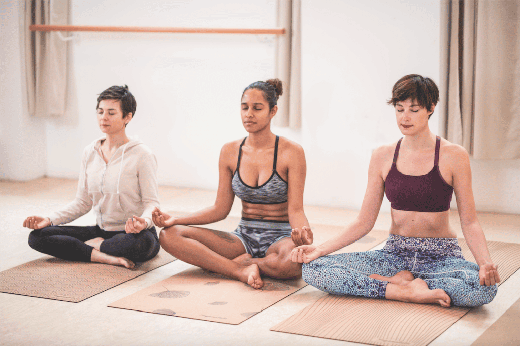 tapis de yoga en liège et caoutchouc éthique et écoresponsable