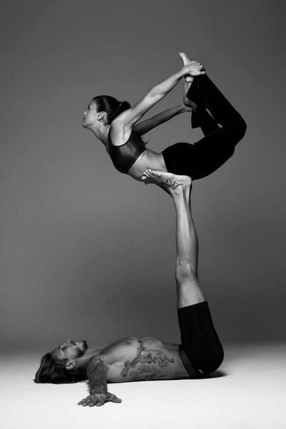 Acroyoga, l'art du yoga et de l'acrobatie réunis - Acro Yoga : when yoga meets acrobatics - #yoga #yogalife #yogalove #acroyoga #yogafrance